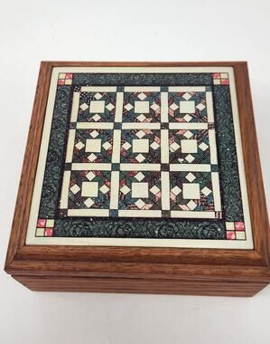 Wood Box | Goose Track American Quilt Pattern | Tennessee Wood Crafters Trinket